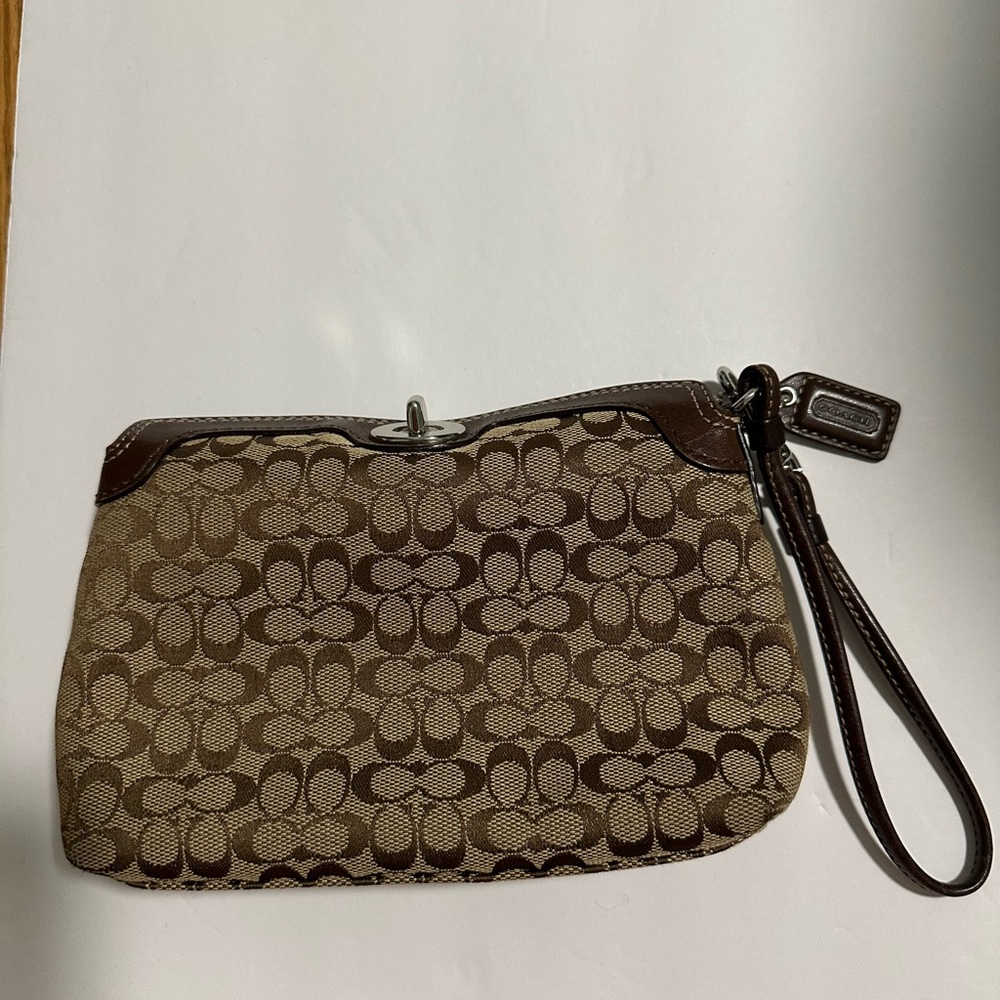Vintage Coach Patterned Wristlet